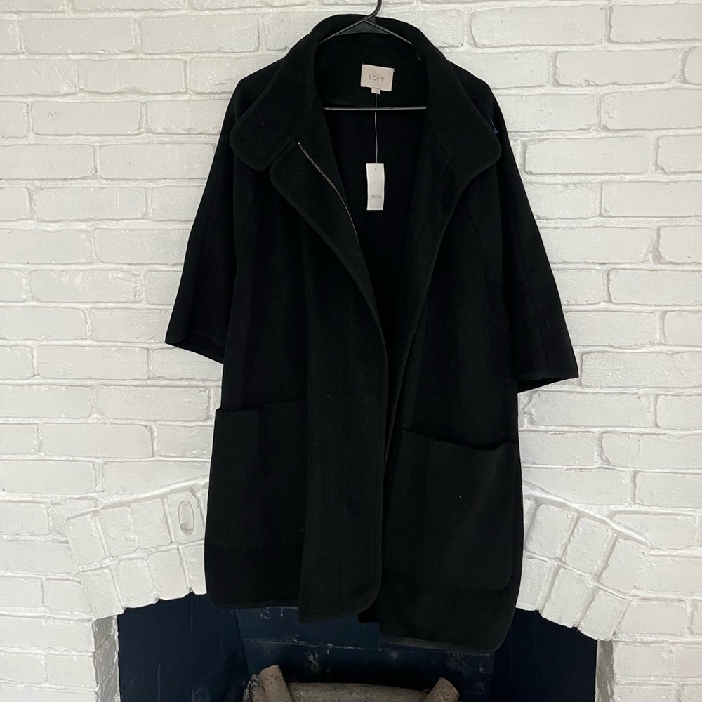 Women’s loft coat / jacket size large brand new with tags